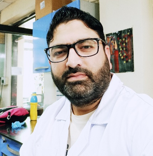 Dr. Ishfaq Nabi Najar